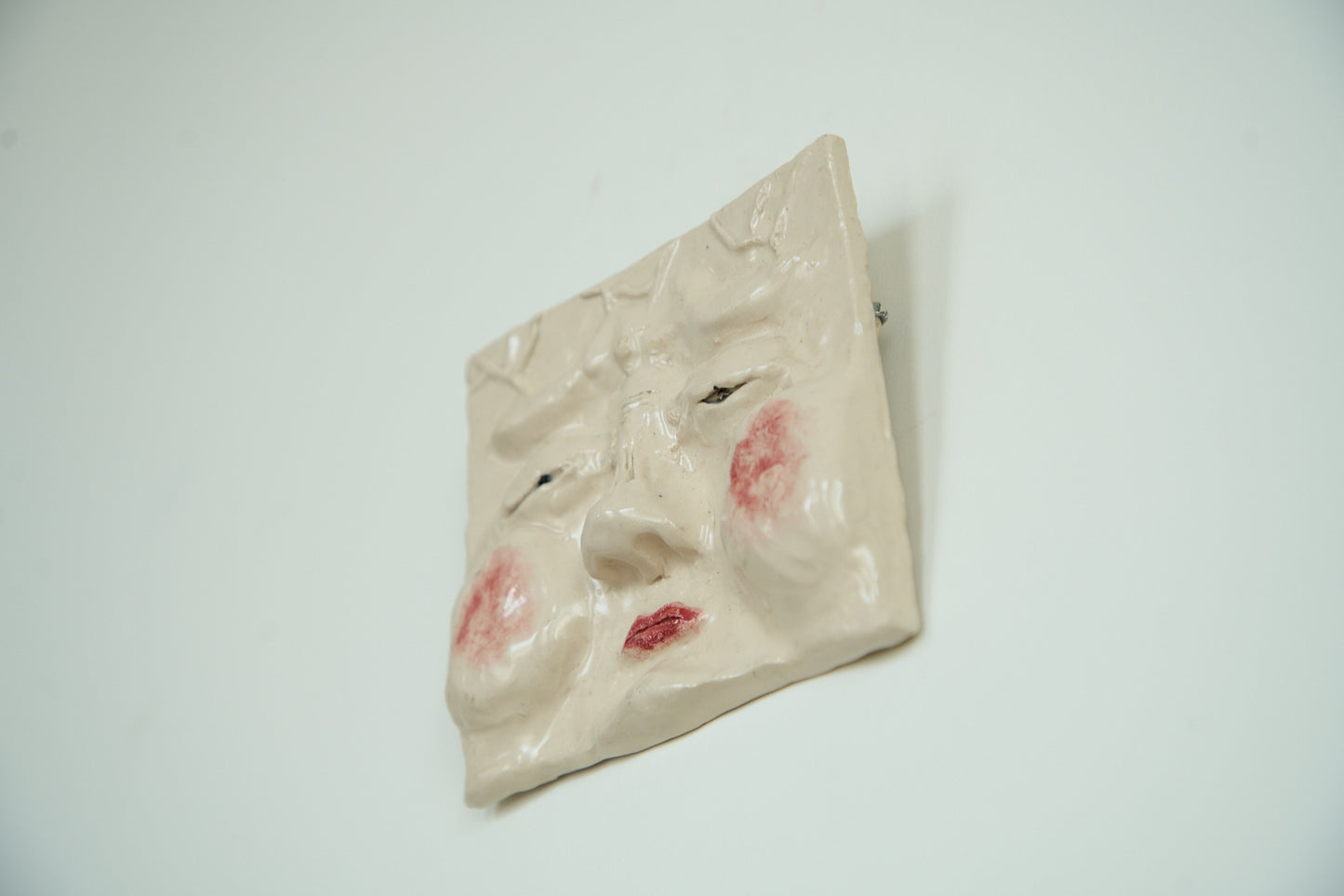 Anguished Face Tile