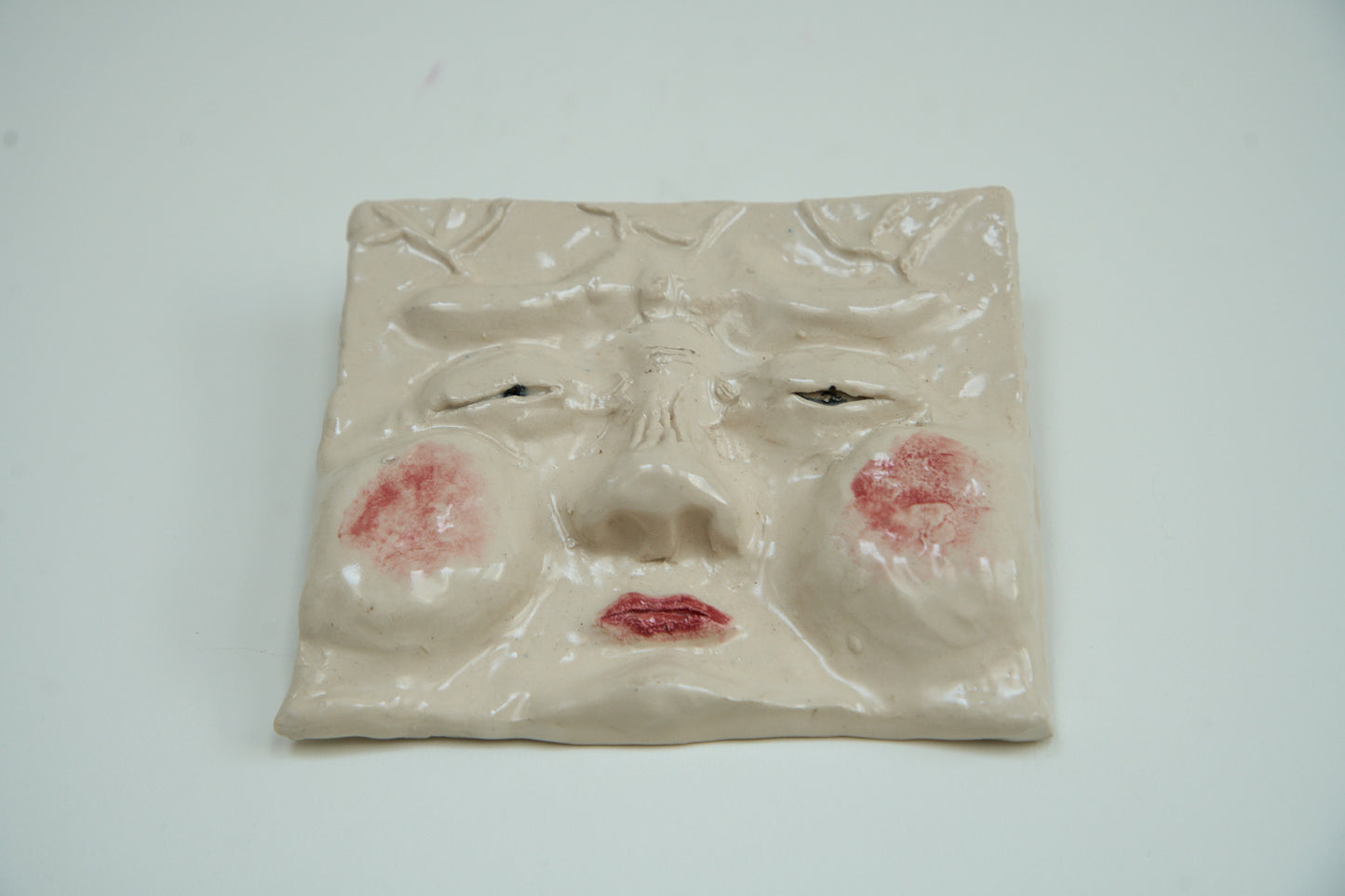 Anguished Face Tile